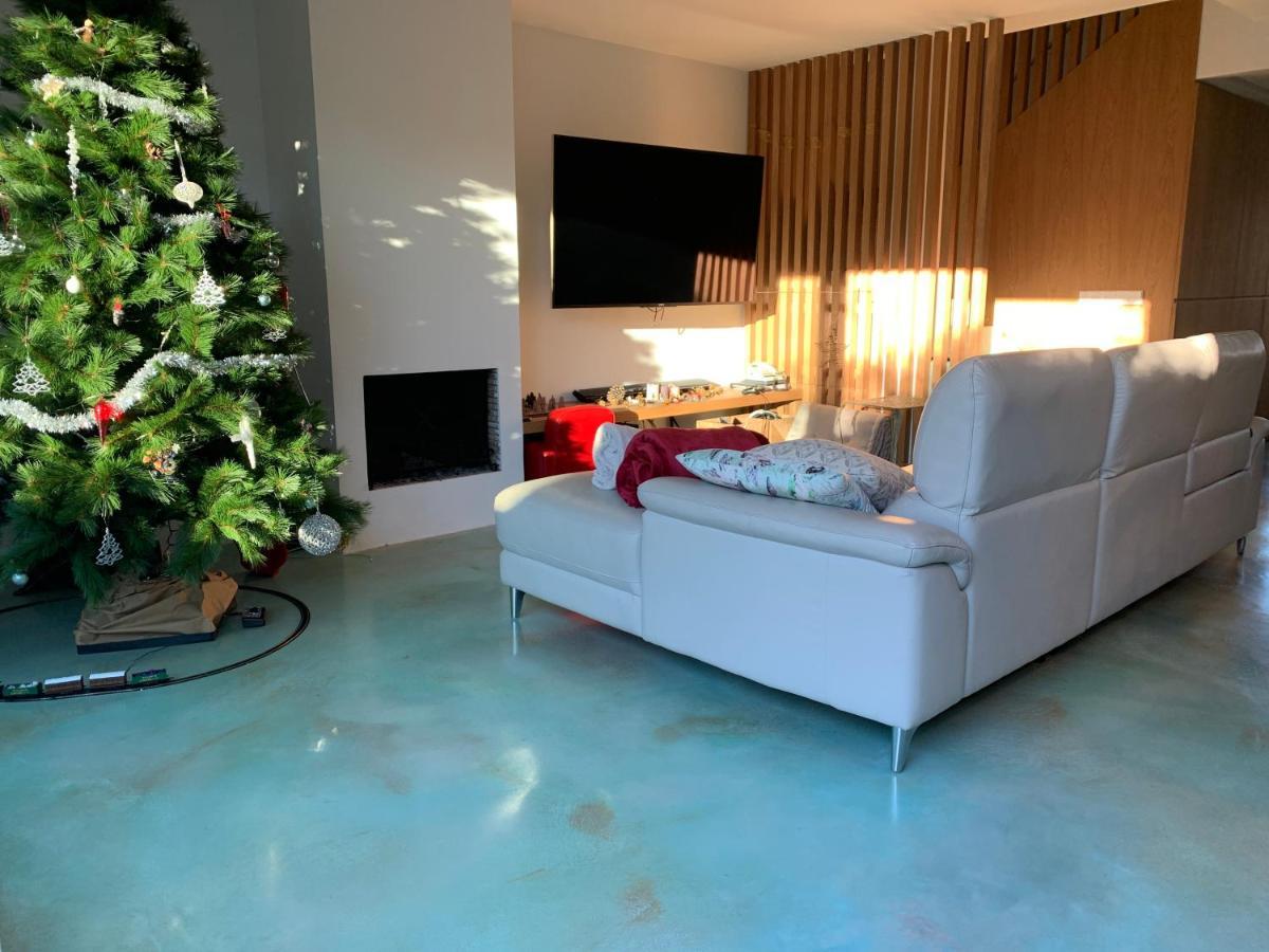 Lemon Tree Guest House Tiana Ngoại thất bức ảnh